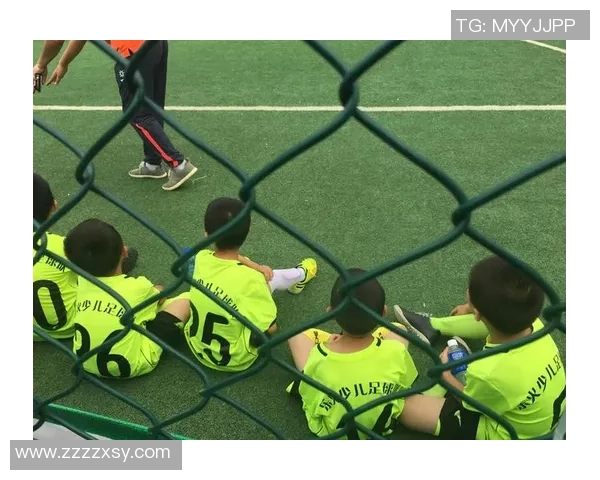 瓦赫达与波斯波利激战在即谁将赢得这场伊朗足球巅峰对决